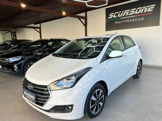 HYUNDAI HB20 1.0 COMFORT PLUS 12V FLEX 4P MANUAL